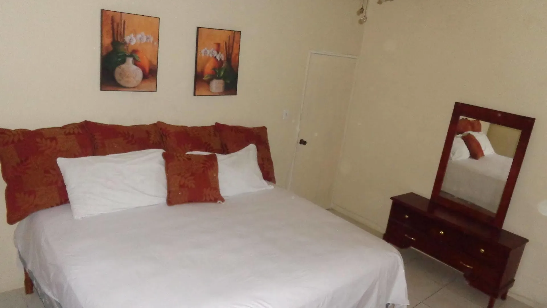 Bethel Court Guesthouse Montego Bay